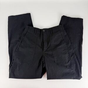 UNIQLO Women’s Wide-Fit Baker Utility Pants in Black